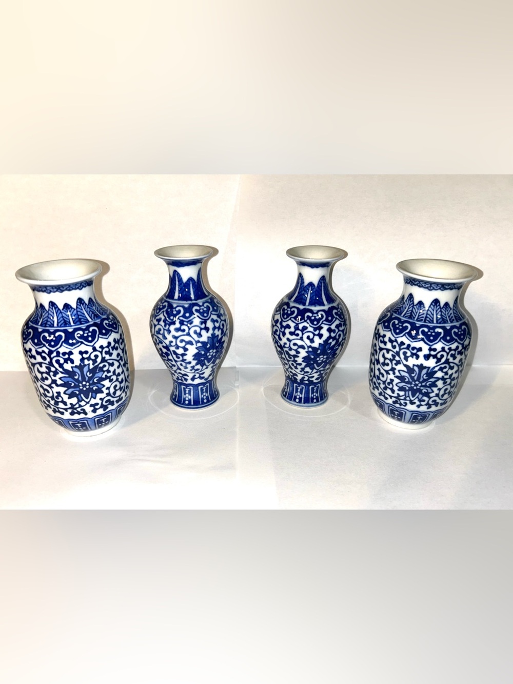 VTG Chinese Blue & White Floral Porcelain Mini Vases Set of 4 Chinoiserie 4”